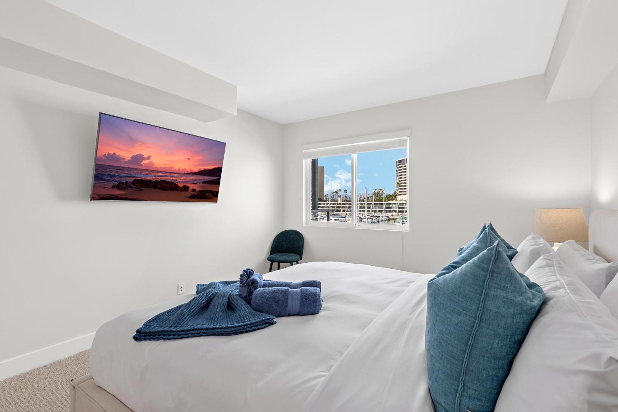 Sunlit Marina View 2br - Blue Agate Seaside Gem * Los Angeles