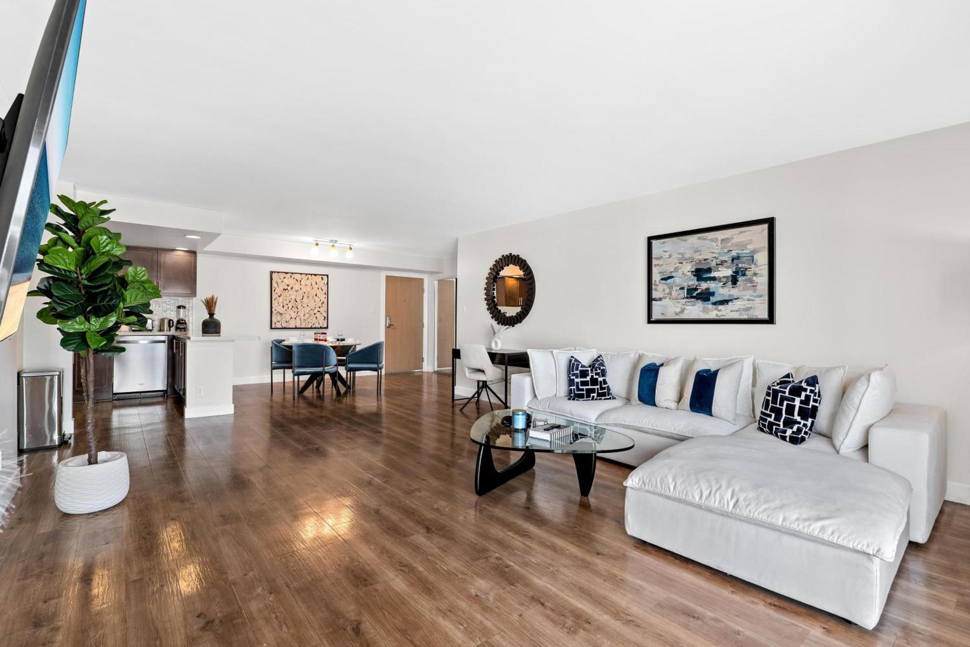 Appartamento Sunlit Marina View 2br - Blue Agate Seaside Gem