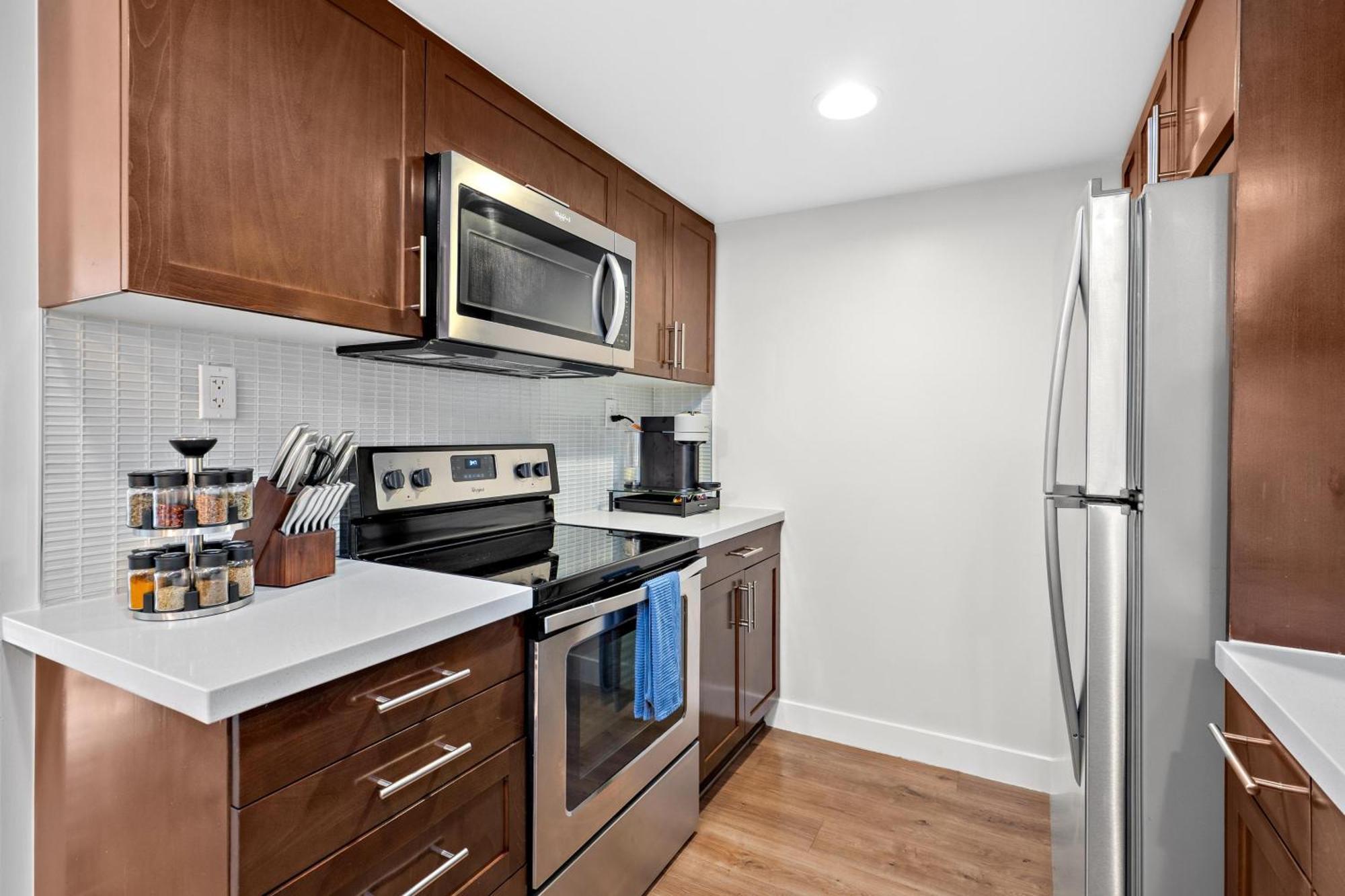 Sunlit Marina View 2br - Blue Agate Seaside Gem Appartamento *